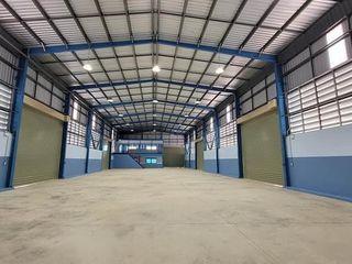 For sale and for rent warehouse in Phanat Nikhom, Chonburi