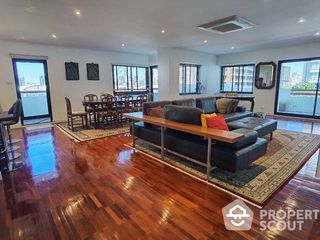 For sale 2 bed condo in Pathum Wan, Bangkok