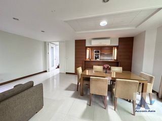 For rent 3 Beds house in Watthana, Bangkok