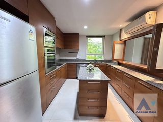 For rent 3 Beds house in Watthana, Bangkok