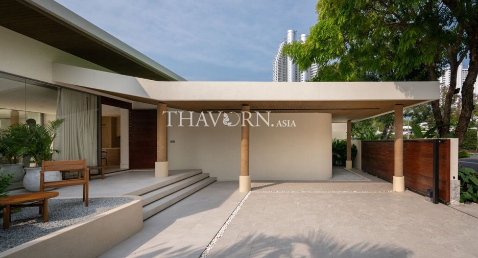 For sale 3 bedrooms house in Sattahip, Chonburi