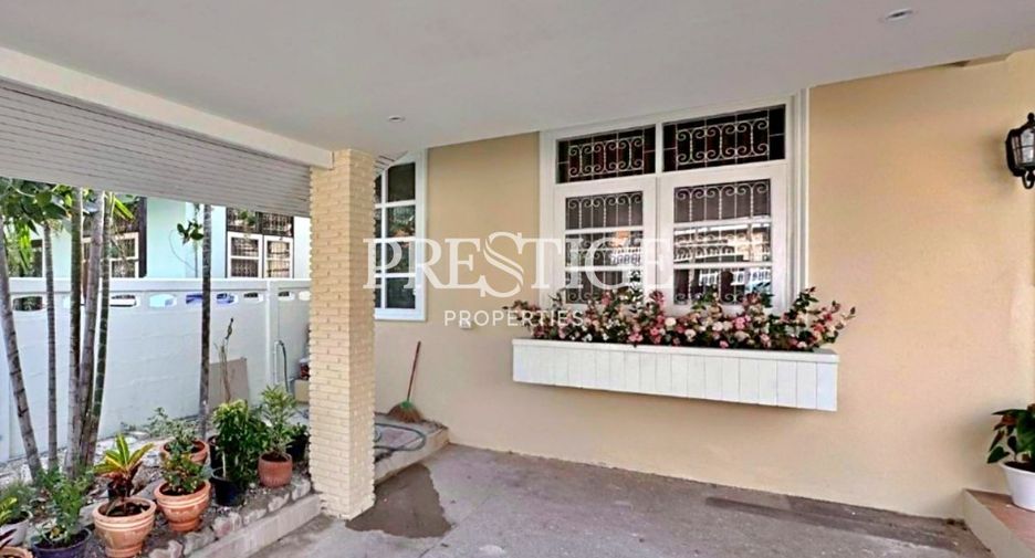 For sale 4 bedrooms house in South Pattaya, Pattaya