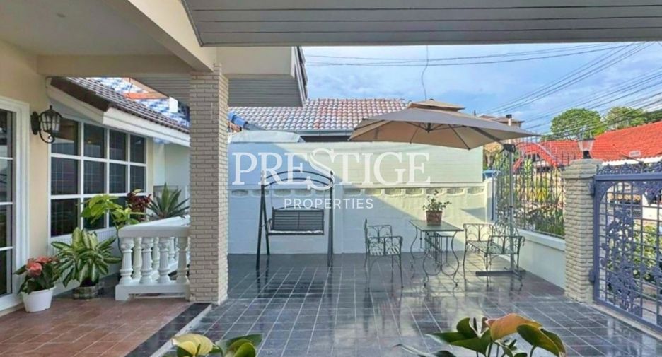 For sale 4 bedrooms house in South Pattaya, Pattaya