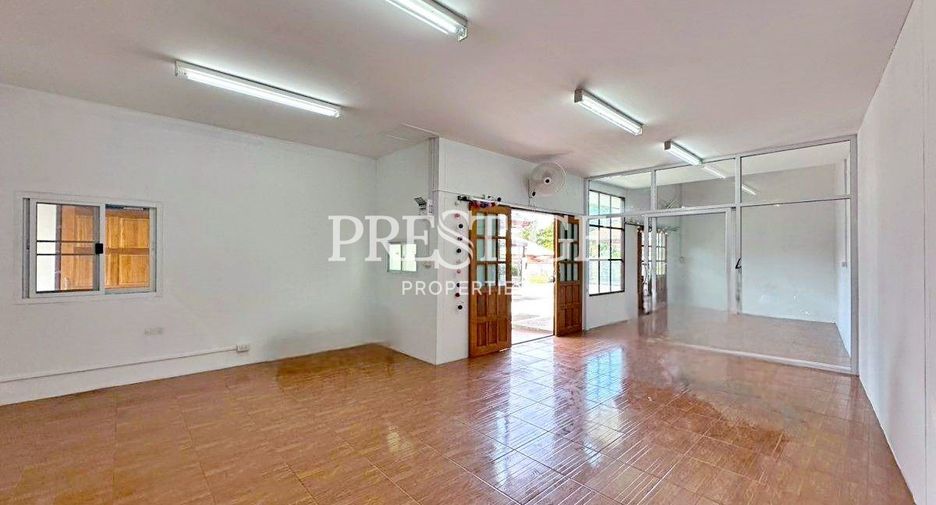 Casa en venta de 4 habitaciones en Jomtien, Pattaya
