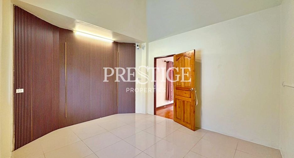 Casa en venta de 4 habitaciones en Jomtien, Pattaya