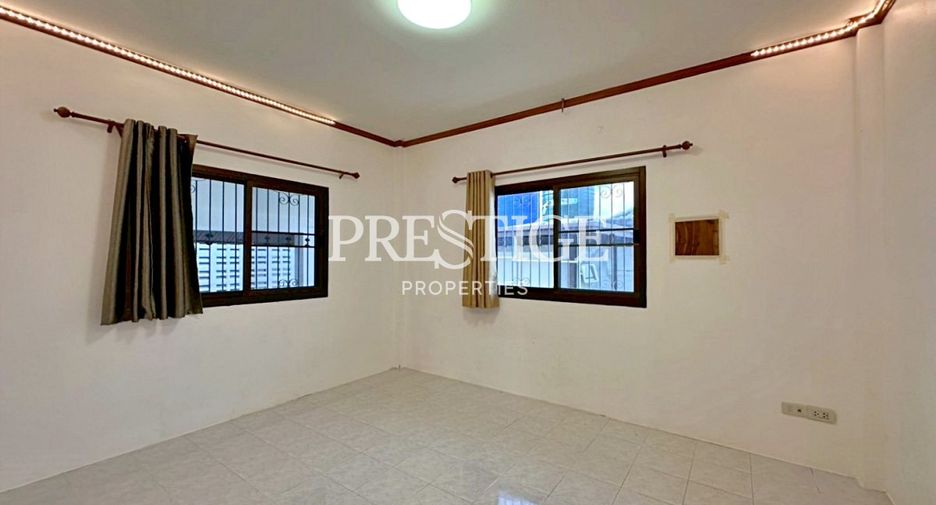 Casa en venta de 4 habitaciones en Jomtien, Pattaya