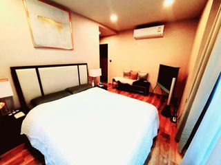 For sale 2 bed condo in Yan Nawa, Bangkok