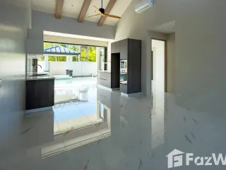 For sale 3 Beds villa in Thalang, Phuket