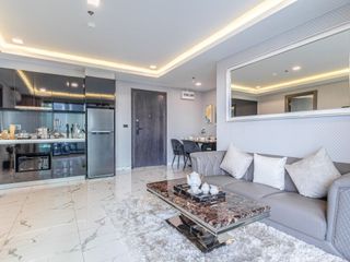 For sale 4 bed condo in South Pattaya, Pattaya