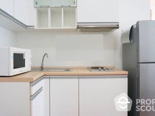 For rent 2 Beds condo in Thon Buri, Bangkok