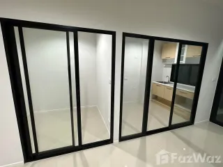 For rent 4 Beds townhouse in Don Mueang, Bangkok