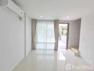 For rent 4 Beds townhouse in Don Mueang, Bangkok