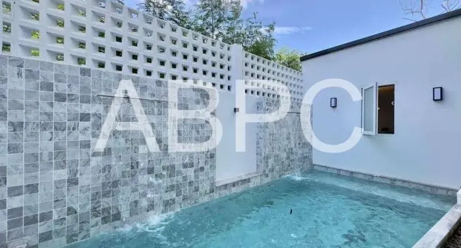 For sale 5 bedrooms townhouse in Bang Lamung, Chonburi