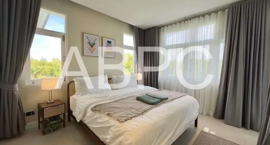 For sale 5 bedrooms townhouse in Bang Lamung, Chonburi