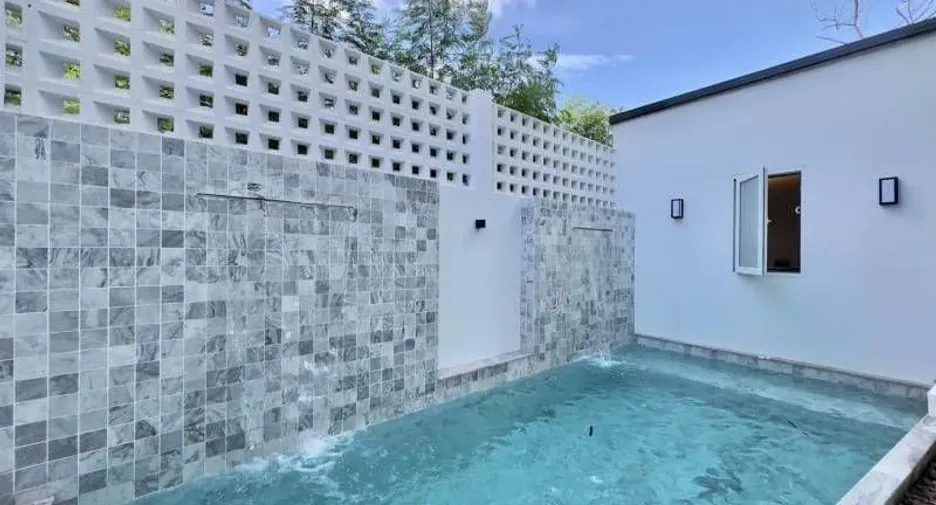 For sale 5 bedrooms townhouse in Bang Lamung, Chonburi