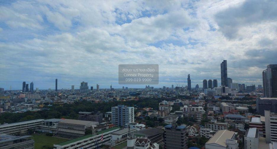 For rent 2 bedrooms condo in Sathon, Bangkok