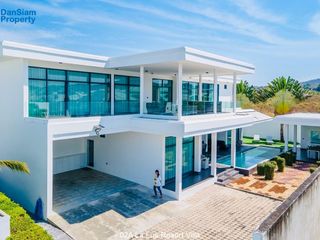 For sale 4 bed villa in Hua Hin, Prachuap Khiri Khan