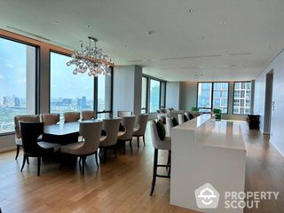 For sale 3 bed condo in Pathum Wan, Bangkok