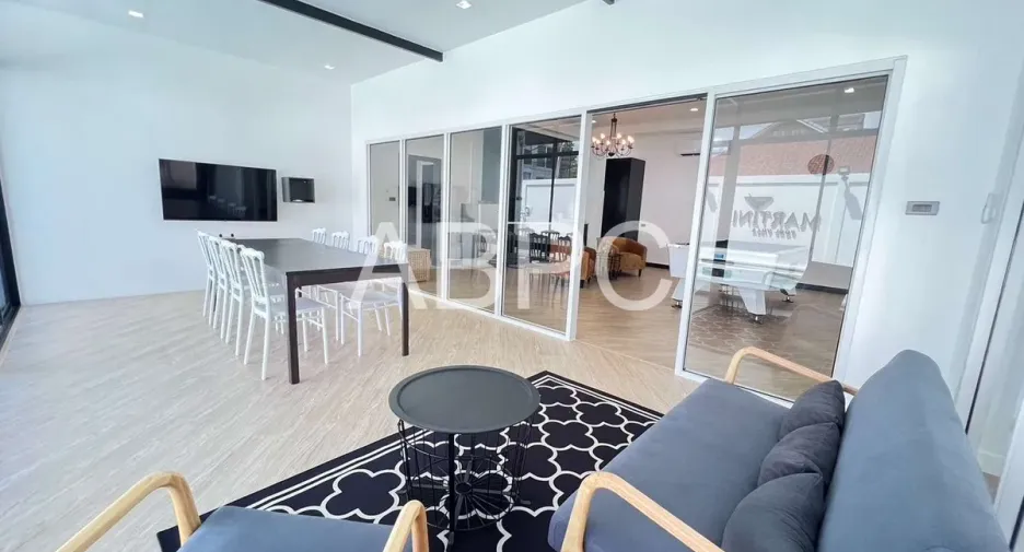 For rent and for sale 3 bedrooms house in Bang Lamung, Chonburi
