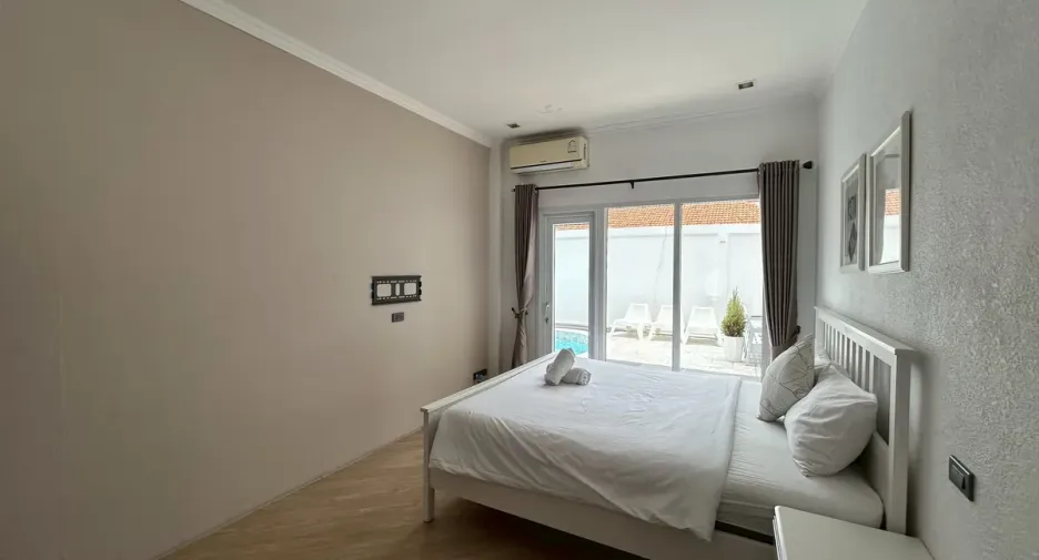 For rent and for sale 3 bedrooms house in Bang Lamung, Chonburi