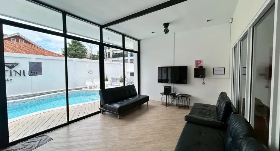 For rent and for sale 3 bedrooms house in Bang Lamung, Chonburi