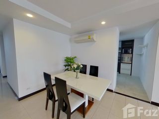 For rent 3 bed condo in Watthana, Bangkok