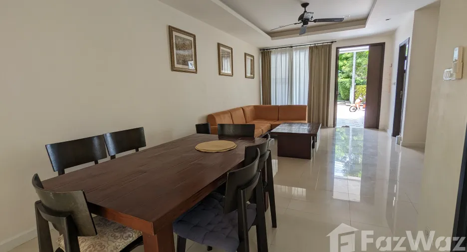 For sale 3 bed townhouse in Thalang, Phuket