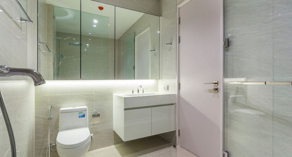 For sale 1 bed condo in Pathum Wan, Bangkok