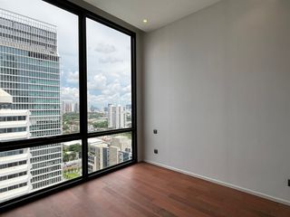 For sale 2 bedrooms condo in Pathum Wan, Bangkok