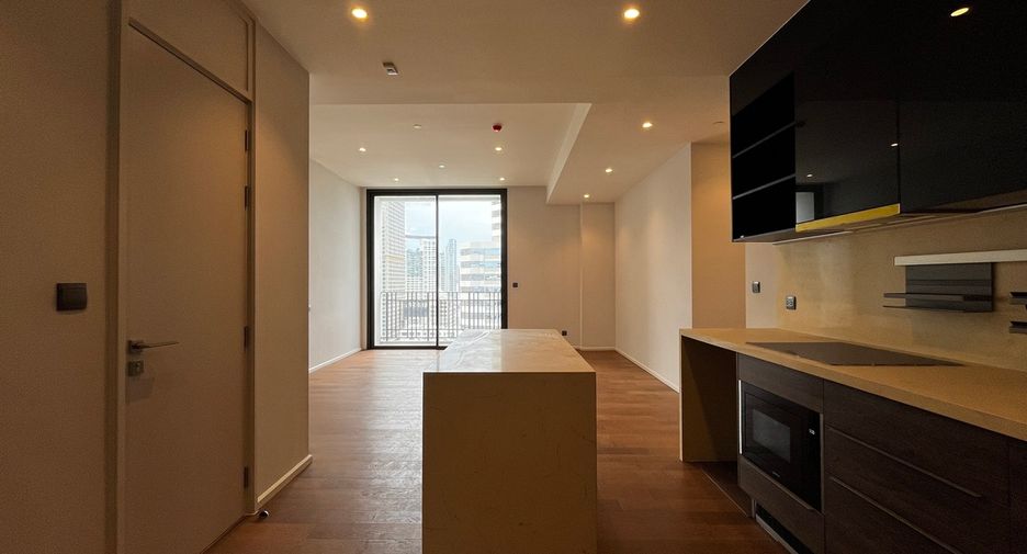 For sale 2 bedrooms condo in Pathum Wan, Bangkok
