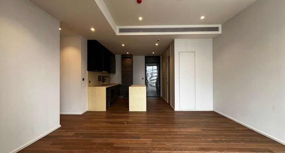 For sale 2 bedrooms condo in Pathum Wan, Bangkok