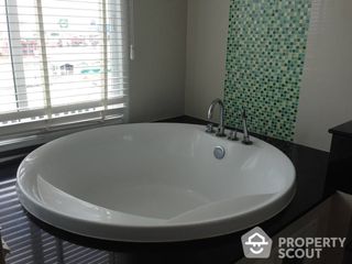 For sale 1 bed condo in Chatuchak, Bangkok