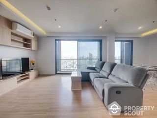 For sale 3 bed condo in Phaya Thai, Bangkok