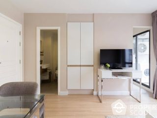 For sale 2 bed condo in Watthana, Bangkok