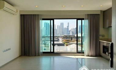 For rent and for sale 2 bed condo in Khlong Toei, Bangkok