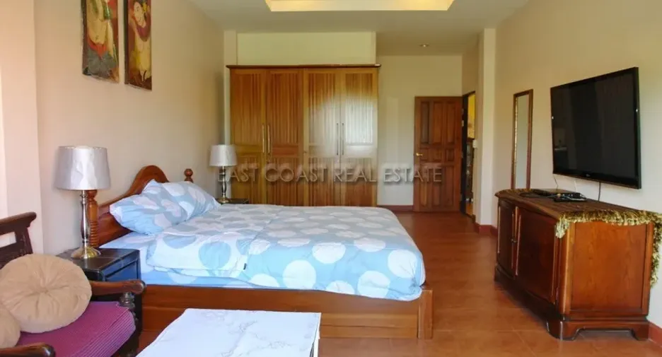 For rent and for sale 5 bedrooms house in Bang Lamung, Chonburi