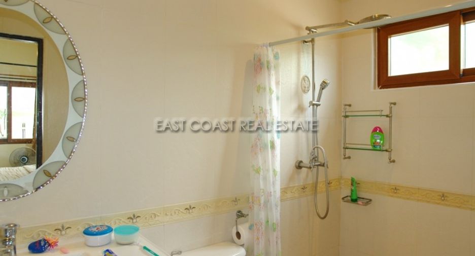For sale and for rent 5 bedrooms house in Bang Lamung, Chonburi