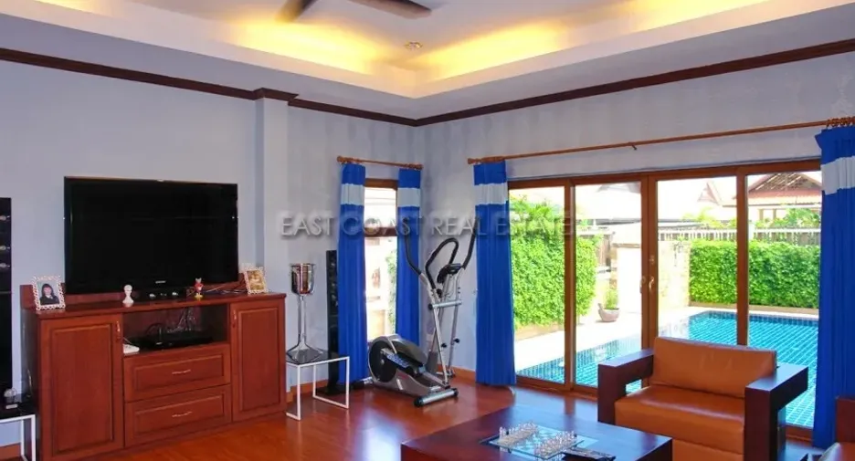 For rent and for sale 5 bedrooms house in Bang Lamung, Chonburi