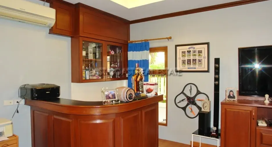 For rent and for sale 5 bedrooms house in Bang Lamung, Chonburi