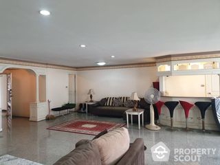 For rent and for sale 3 bed condo in Watthana, Bangkok