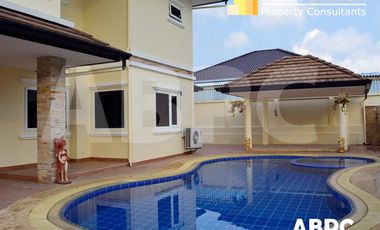 For sale 4 bedrooms house in East Pattaya, Pattaya