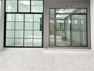 For sale 4 bed townhouse in Khlong Sam Wa, Bangkok