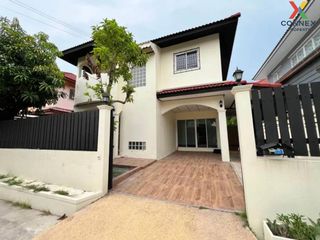 For sale 3 bed townhouse in Nong Khaem, Bangkok