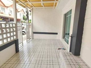 For sale 2 bed townhouse in Sai Noi, Nonthaburi