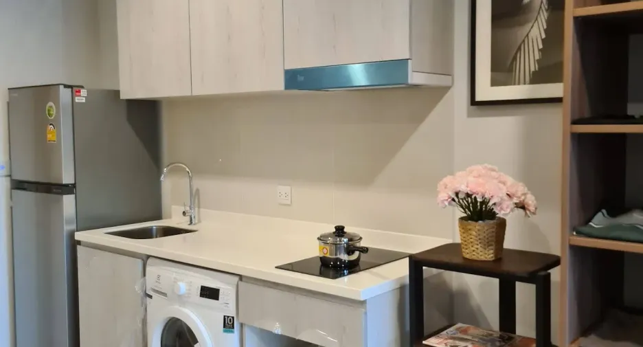 For sale 1 bed condo in Pathum Wan, Bangkok
