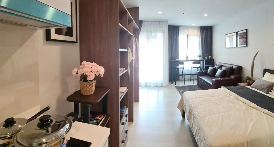 For sale 1 bed condo in Pathum Wan, Bangkok