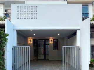 For sale 2 bed townhouse in Bueng Kum, Bangkok