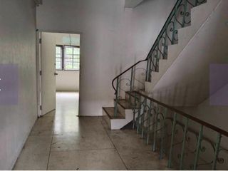 For sale 4 bed retail Space in Thawi Watthana, Bangkok
