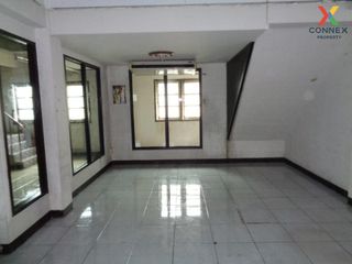 For sale 3 Beds retail Space in Bang Khla, Chachoengsao
