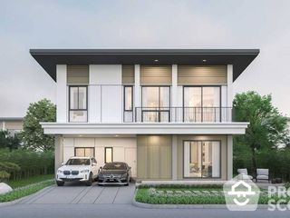 For sale 4 Beds house in Khlong Sam Wa, Bangkok